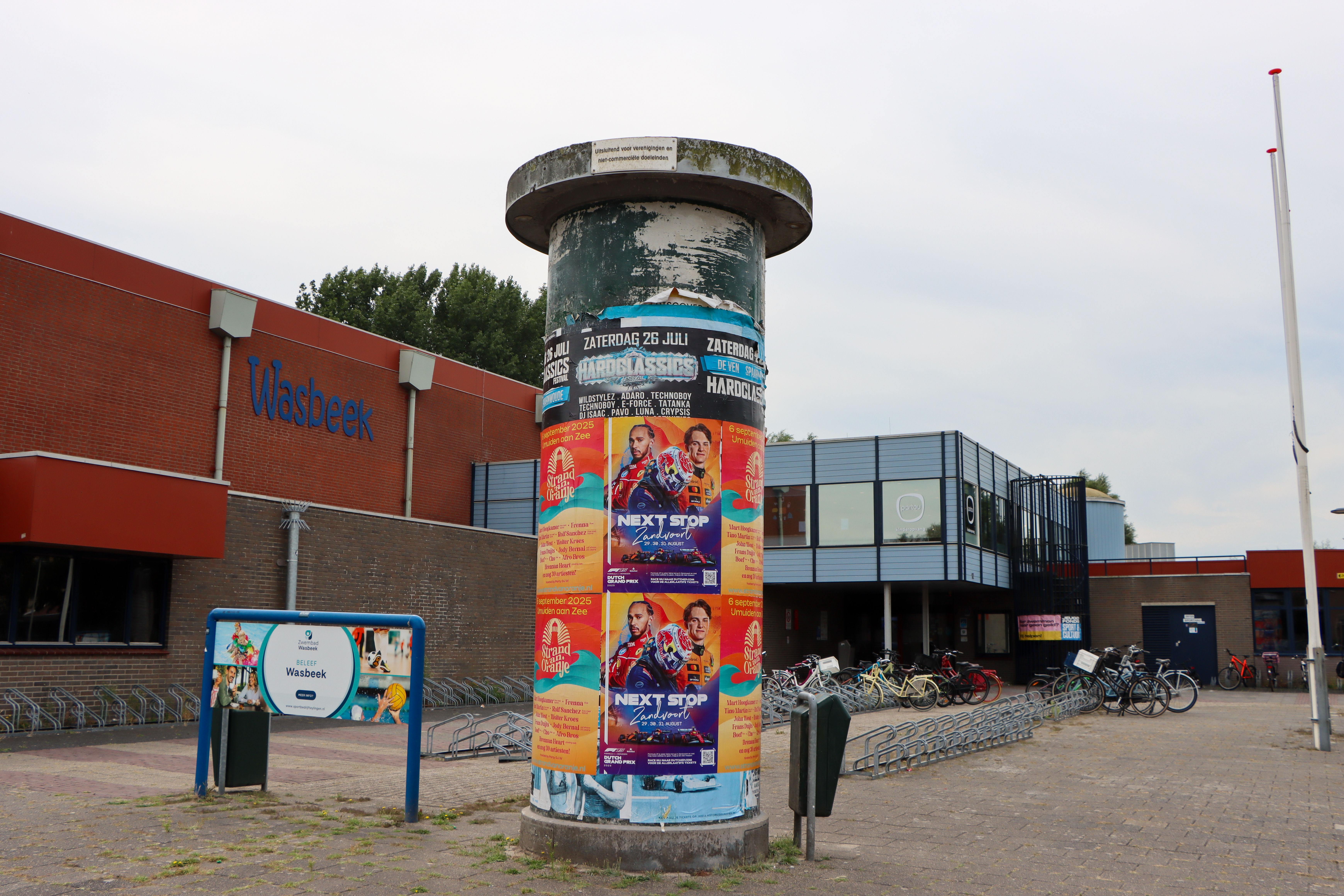 Sassenheim: nabij zwembad Wasbeek